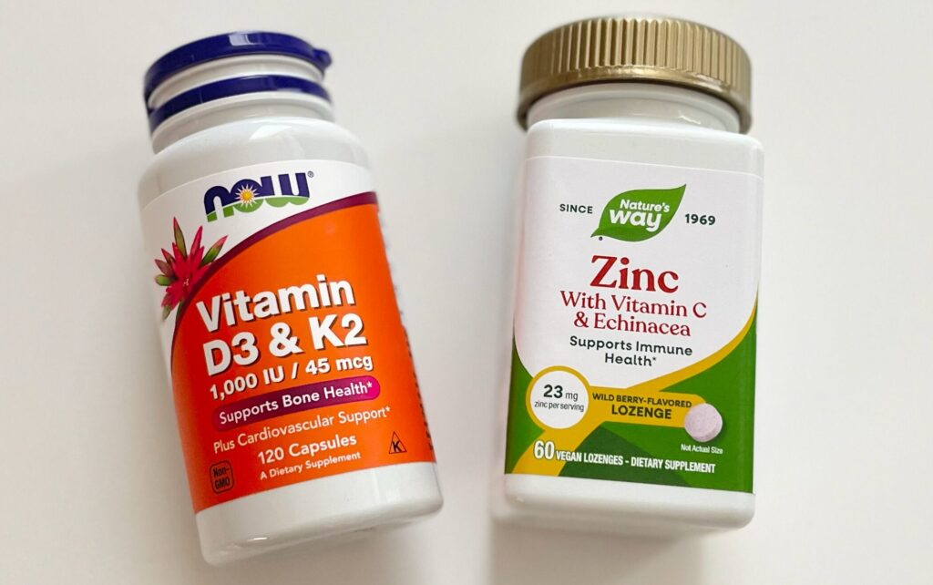 IHerbで購入している、Vitamin D3 & K2と、亜鉛のタブレット。